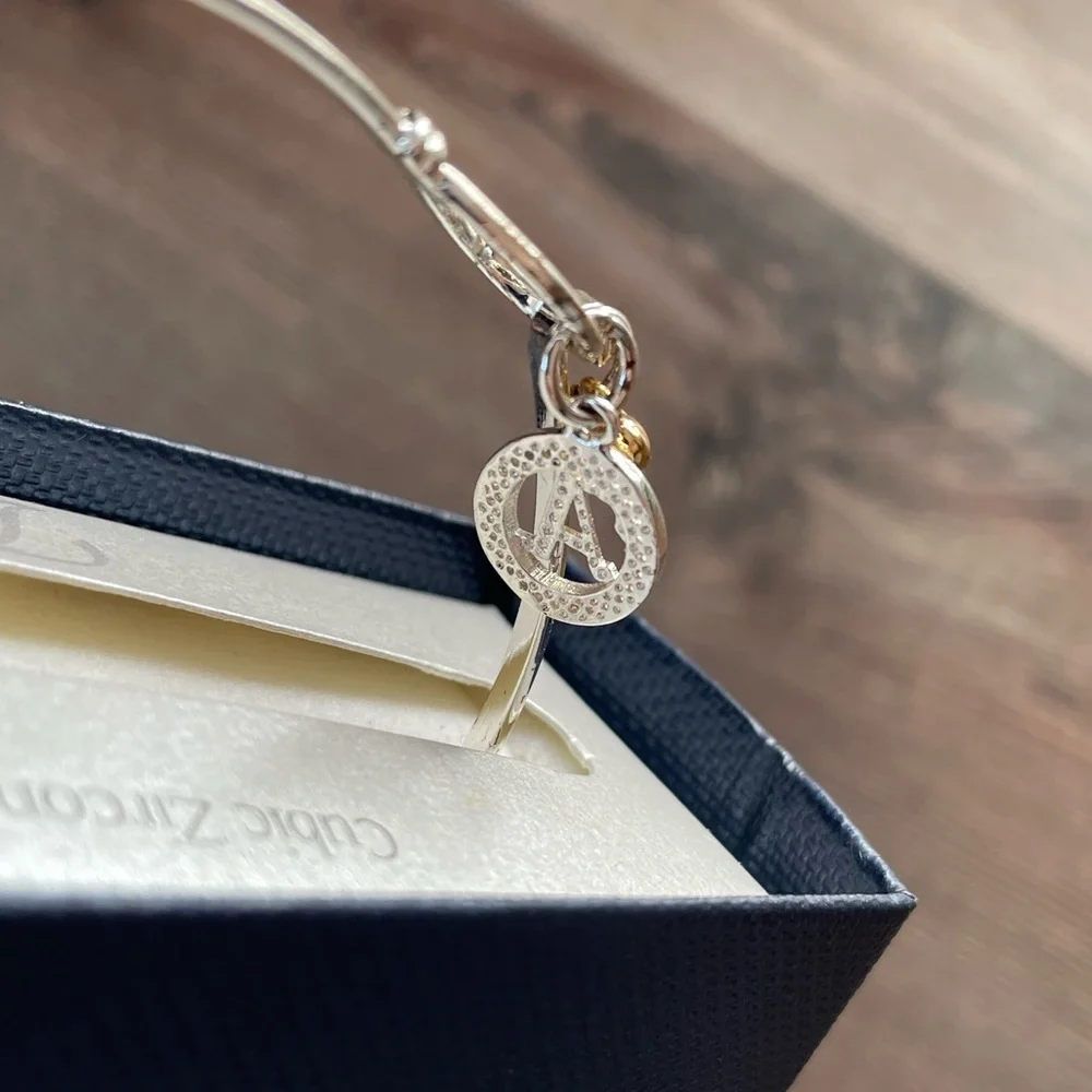 Initial A bracelet - Picture 6 of 9